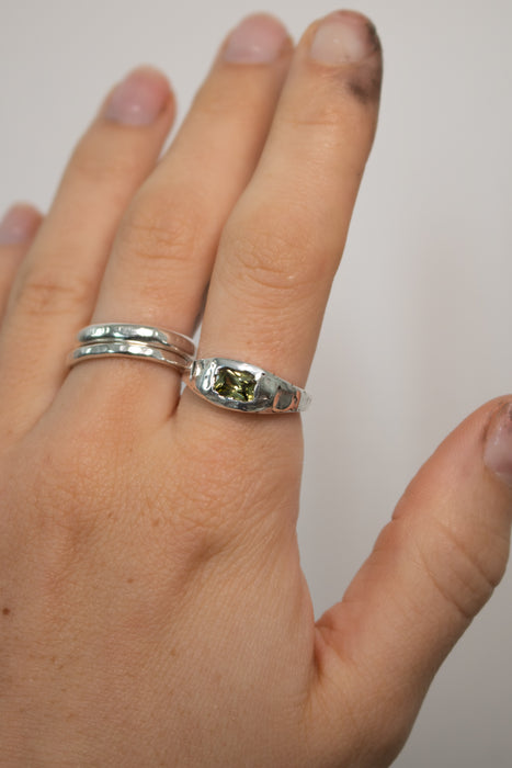 Singular Moss Ring - Size J