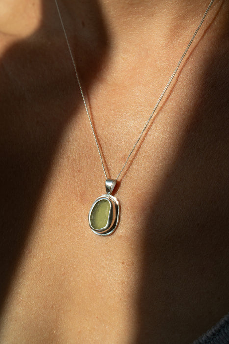 Green Halo Necklace
