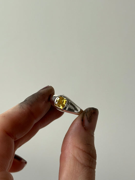 Yellow Gemstone Ring image 0